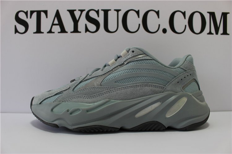 BASF YEEZY 700 V2 “HOSPITAL BLUE” RETAIL MATERIALS READY TO SHIP - Click Image to Close